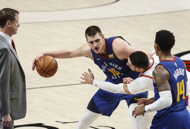 ЈОКИЋ И МАРЈАНОВИЋ ИГРАЈУ МАЈСТОРИЦУ: Пораз Денвера, победа Филаделфије, седми мечеви одлучују