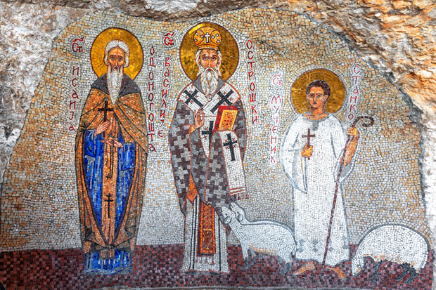 ДАНАС СЛАВИМО СВЕТОГ ВАСИЛИЈА ОСТРОШКОГ: Ако испоштујете ове обичаје, могућа су чуда