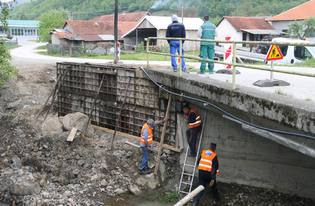 Милановачка општина санира мост страдао од поплава 2014.