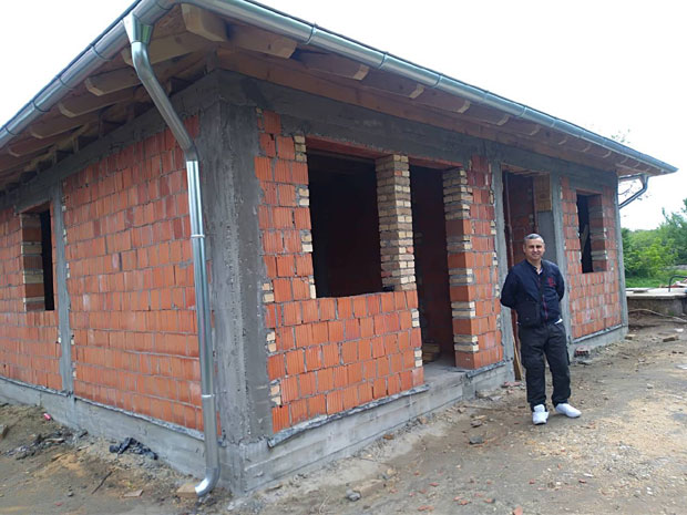 Слога породици Зуровац донела кров над главом