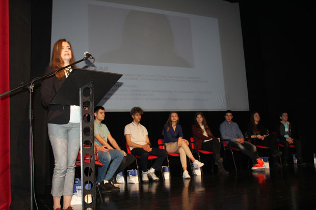 БИЈЕЉИНА ПУНА ТАЛЕНАТА: Свирају, пишу и освајају признања својим знањем