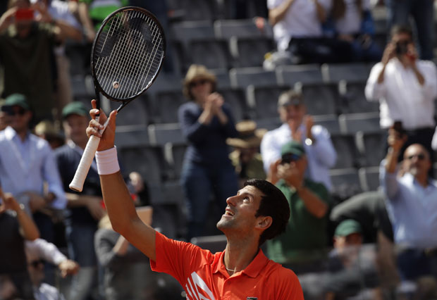 ЂОКОВИЋЕВА ДУПЛА ПОБЕДА: Новак убедљив, следи дуел са Дел Потром