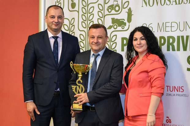 Шампионски пехар Пољопривредног сајма нова потврда највишег квалитета NISOTEC производа