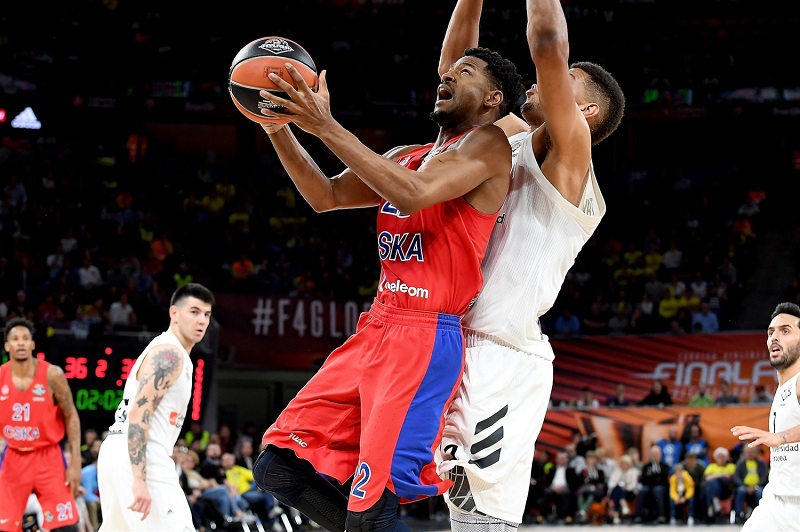 РЕАЛ НЕ БРАНИ ТИТУЛУ: Преокрет ЦСКА за финале