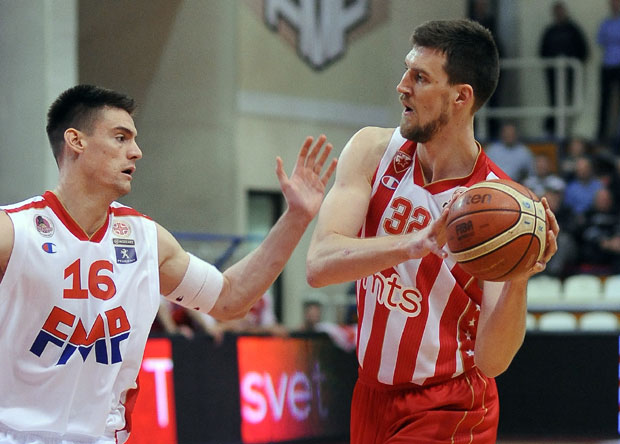 Звезда жели да врати Кузмића?