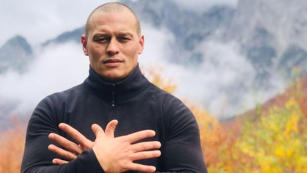 ЊЕГОВА ПОНУДА ЈЕ УЗБУРКАЛА ДУХОВЕ: Албанац нудио 50 хиљада евра за имена српских војника са лажне фотографије силовања, па обрисао понуду