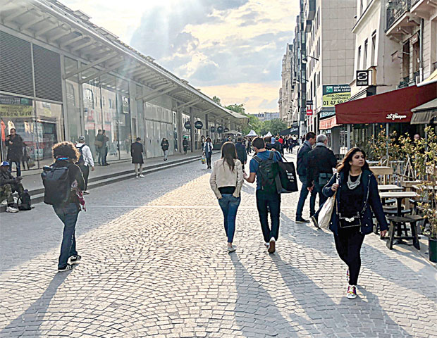 ЗАПИСИ ИЗ ПАРИЗА: Укрштене речи 