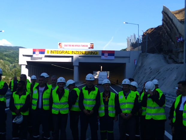 НОВОСТИ СА РАДНИЦИМА НА КОРИДОРУ 10: Клисура је била немилосрдна