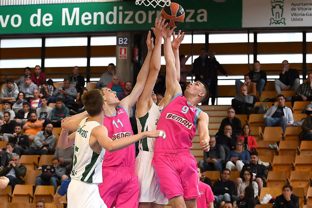 МЕГА И РЕАЛ ЗА ТИТУЛУ: Црвена звезда изгубила у одлучујућем мечу