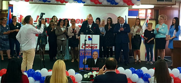 Драган Марковић Палма: Жена је најважнија карика у друштву