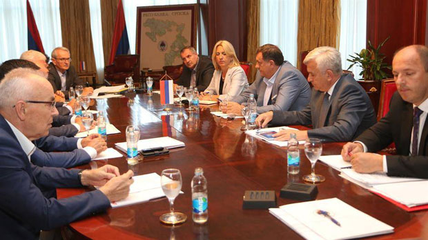 Подела фотеља по страначком кључу!