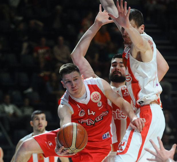 МЕЧ ЗА ПРВО МЕСТО: Кошаркаши ФМП дочекују Звезду