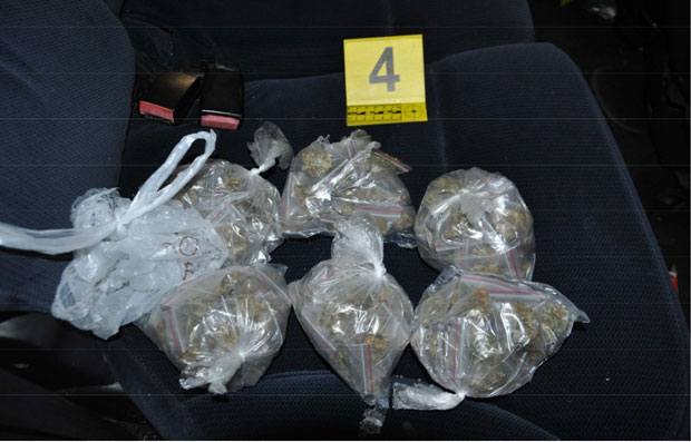 Ухапшени због сумње да су диловали дрогу (ФОТО)