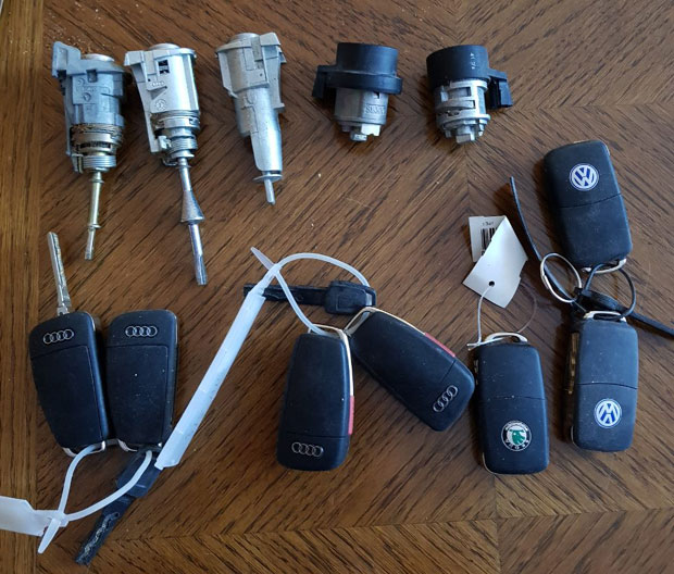 ПЕТ ГОДИНА БИО У БЕКСТВУ: Крао скупоцене аутомобиле