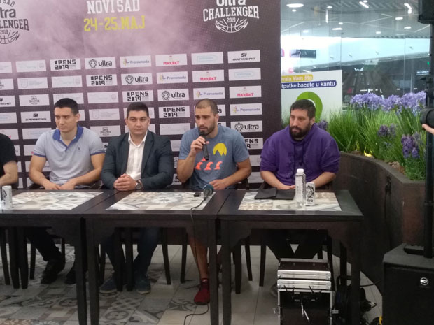 СПЕКТАКЛ У НОВОМ САДУ: Први међународни турнир у баскету 3x3