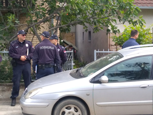 ТРОСТРУКО УБИСТВО У НОВОМ САДУ: Убијена жена и њени родитељи (ФОТО)