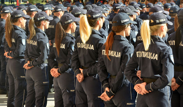 СТЕФАНОВИЋ НАЈАВИО: Наставићемо са подмлађивањем полиције