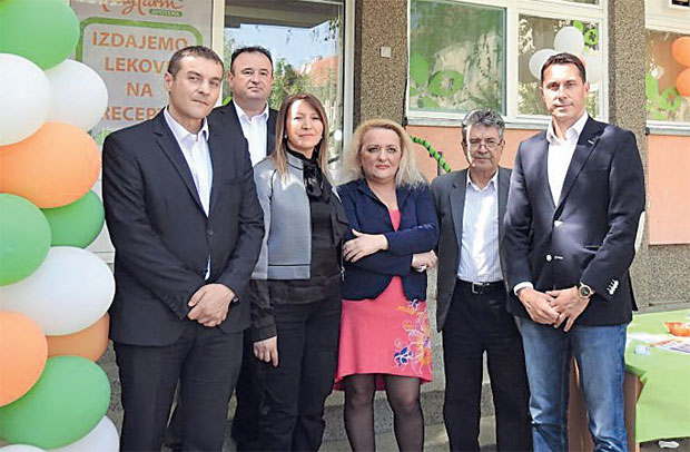 ОПСТАЛА ЈЕДИНА ДРЖАВНА АПОТЕКА: Радницима остале исте плате