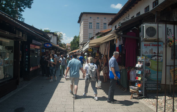 САРАЈЕВСКИ МЕДИЈИ: Фаворити за место амбасадора ЕУ у БиХ