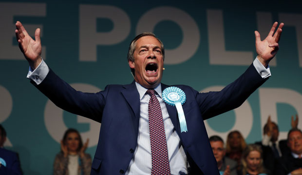 ОЛАФ разматра покретање истраге против Фаража