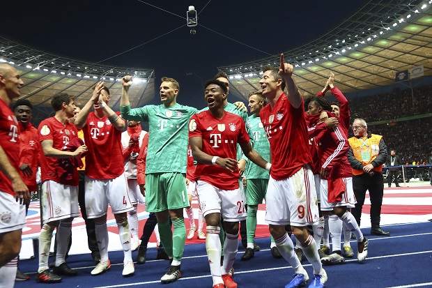 ЛЕВАНДОВСКИ ЗА ДУПЛУ КРУНУ: Бајерн победом над Лајпцигом освојио Куп Немачке