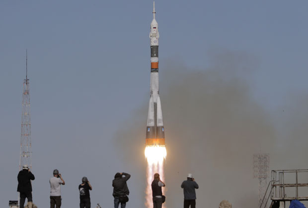 Муња ударила руску ракету током лансирања