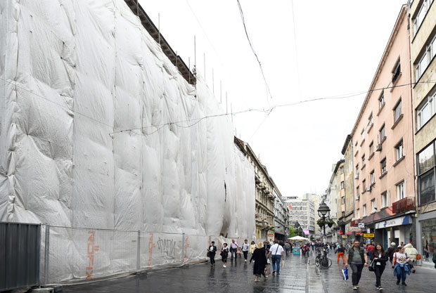 СТРАДАЊЕ РАДНИКА НА ГРАДИЛИШТУ У БЕОГРАДУ: Уместо да су у пензији радили непријављени