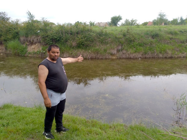 МАЈКА ДЕЧАКА КОЈИ СЕ УДАВИО У КАНАЛУ: Како ћемо без нашег мезимца