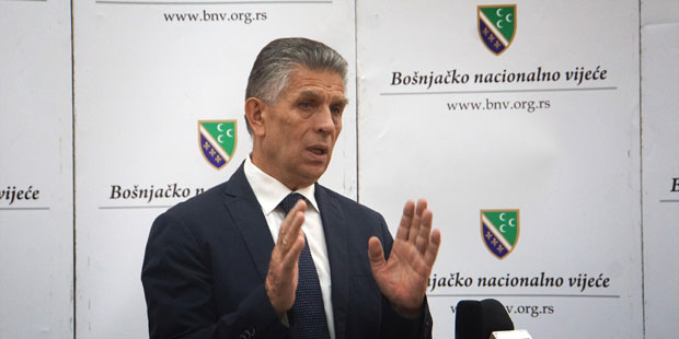 ОДБАЦИЛИ ИНЦИЈАТИВУ УГЉАНИНА: Суљо, нећеш цепати Црну Гору