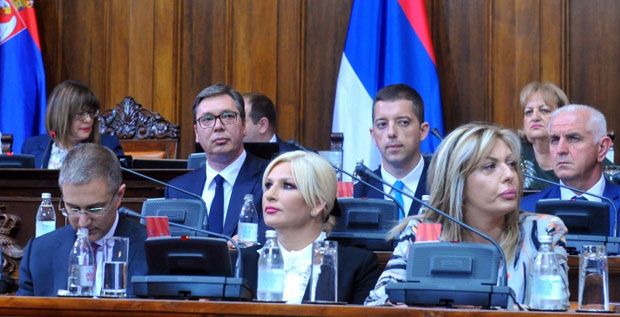 ВУЧИЋ НА СЕДНИЦИ ИСТАКАО: Приштина не жели стварни дијалог у овом тренутку; Београд неће сести за преговарачки сто све док не буду укинуте таксе
