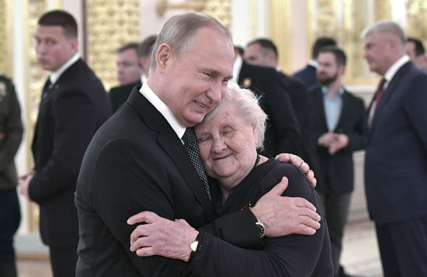 Путину пензије нарушавају популарност