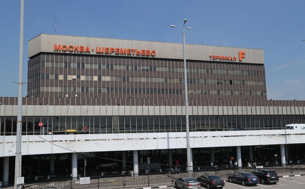 Руски авион принудно слетео због неисправности система противпожарне заштите