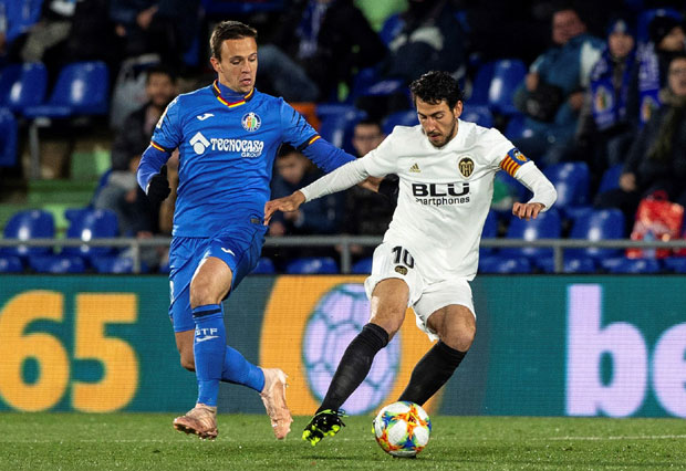 БАРСЕЛОНА ТРАЖИ ПОЈАЧАЊА: Стиже тандем из Валенсије