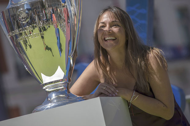 ТОТЕНХЕМ И ЛИВЕРПУЛ ЗА ТИТУЛУ ПРВАКА ЕВРОПЕ: Уз шампањац и храну - хиљаде евра