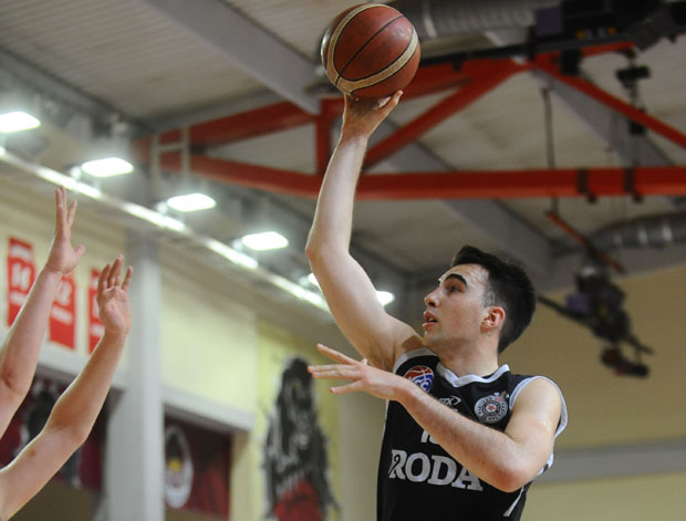 НОВОСТИ СА ПЕЦАРСКИМ И ТРИФУНОВИЋЕМ: Некад нас и нагрде да бисмо били бољи