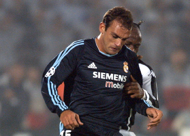 СПОРАН МЕЧ ПЛАЋЕН 200.000 ЕВРА: Клупко у Шпанији се одмотава