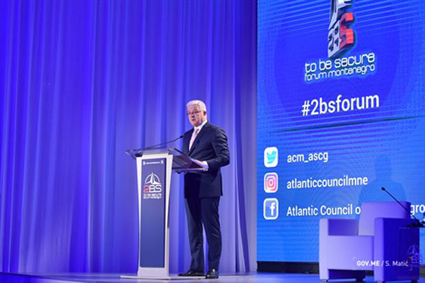 Нема алтернативе за НАТО и ЕУ