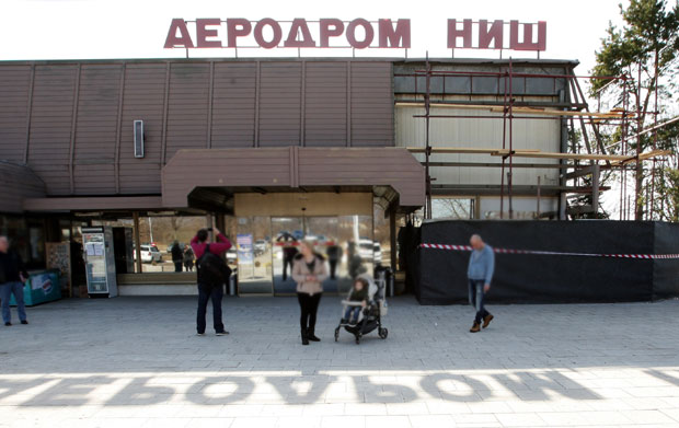 У НИШУ ЗАУСТАВЉЕНИ КРИЈУМЧАРИ: Спречена продаја невесте 