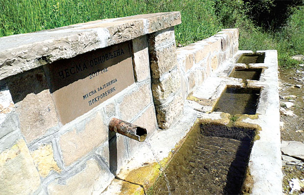 У Пироту деценију и по пију бактерије