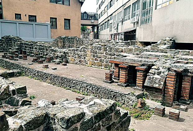 Најзад уредили Римске терме