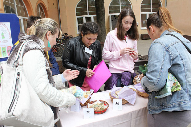 НЕОБИЧНА АКЦИЈА: Продајом сапуна до екскурзије