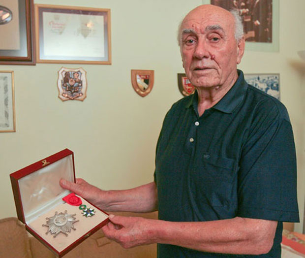 ГРАД ГРАДИО С НАРОДОМ: Преминуо Јован Дејановић