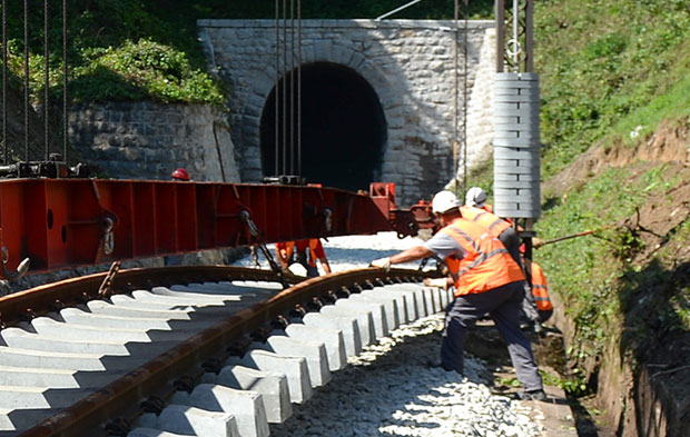 Реконструисана четири тунела на прузи Краљево-Рашка