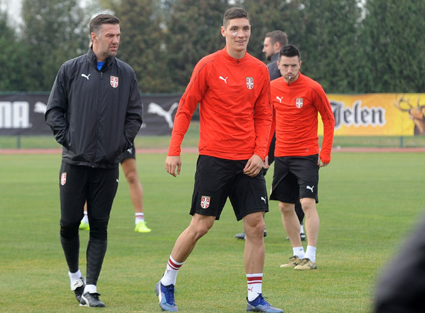 МИЛЕНКОВИЋ ВЕРУЈЕ У ДОБАР РЕЗУЛТАТ У УКРАЈИНИ: Статистика и традиција нас не занимају