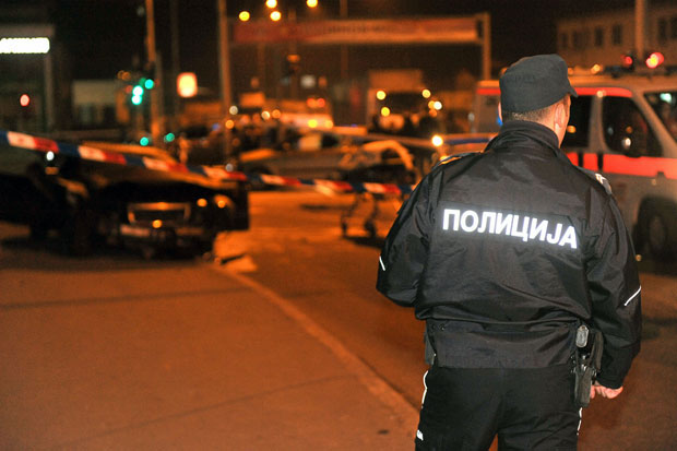 НОЋ У БЕОГРАДУ: Теже повређен пешак код Змаја