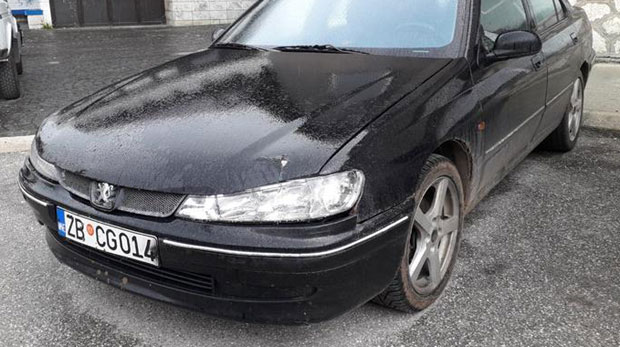 Функционер ударио страног туристу колима?