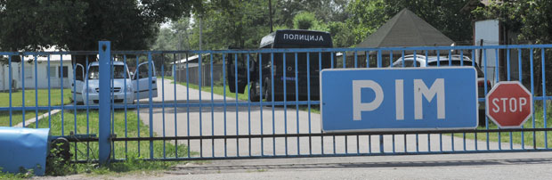 РАТ БАНДИ МИГРАНАТА: Искасапили Авганистанца због илегалних послова?