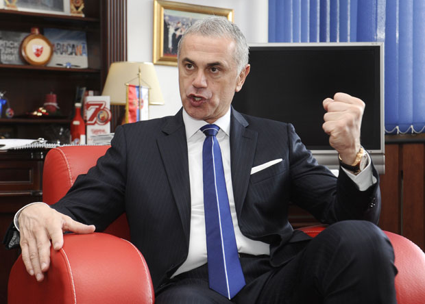 ТЕРЗИЋ НАЈАВИО ПАКЛЕНО ЛЕТО: Марин бар до зиме, Галвезу жена није дала да дође, Јовељића траже