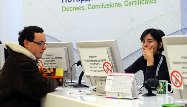 ПРЕДУЗЕЋА УЗИМАЈУ КРАТКОРОЧНЕ ПОЗАЈМИЦЕ: И добављачи су кредитори