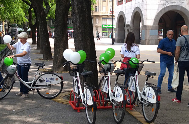 Суботица: По точак радо у најам